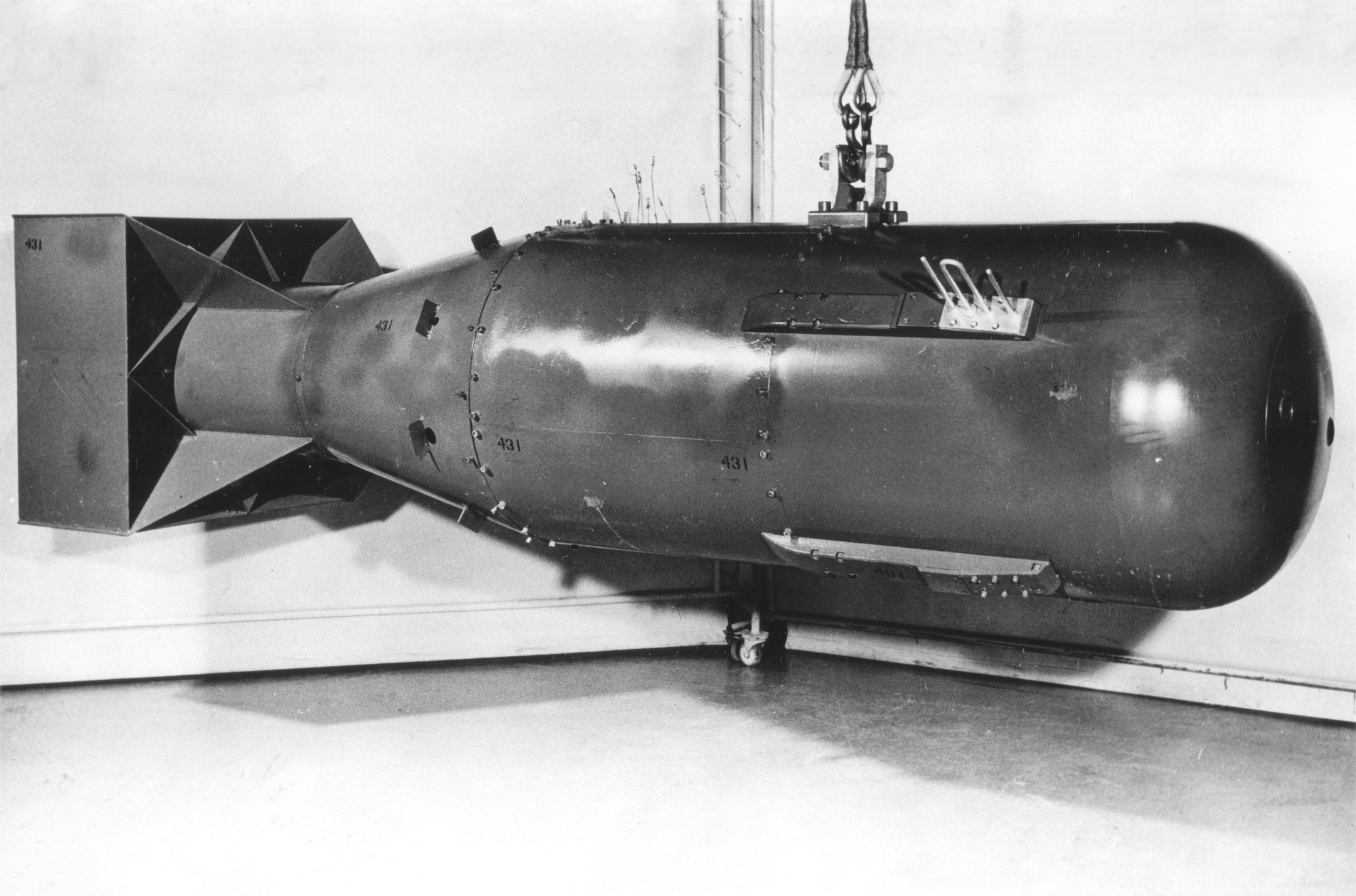 Replikasi bom atom Little Boy yang digugurkan di Hiroshima pada 6 Ogos 1945